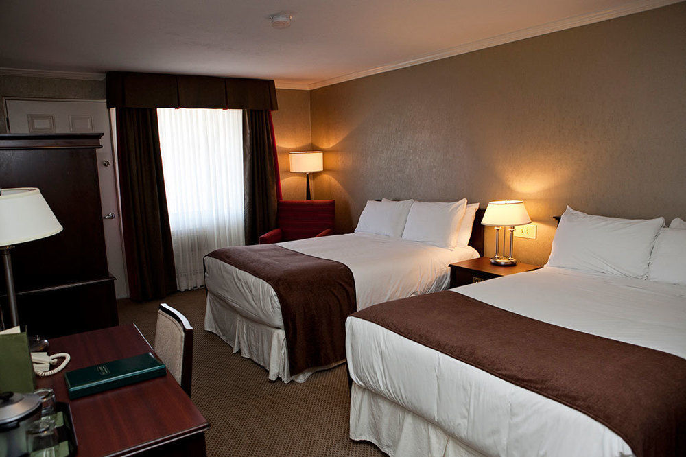 The Hotel On Pownal Charlottetown Zewnętrze zdjęcie